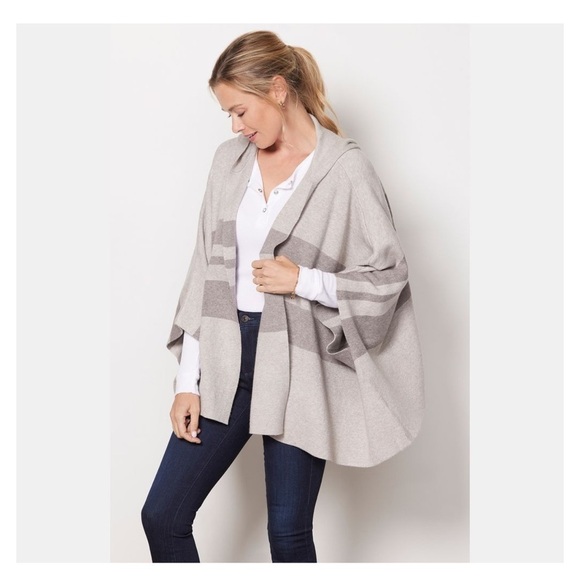 Evereve Rochelle Poncho XS/S‎ - Picture 1 of 10
